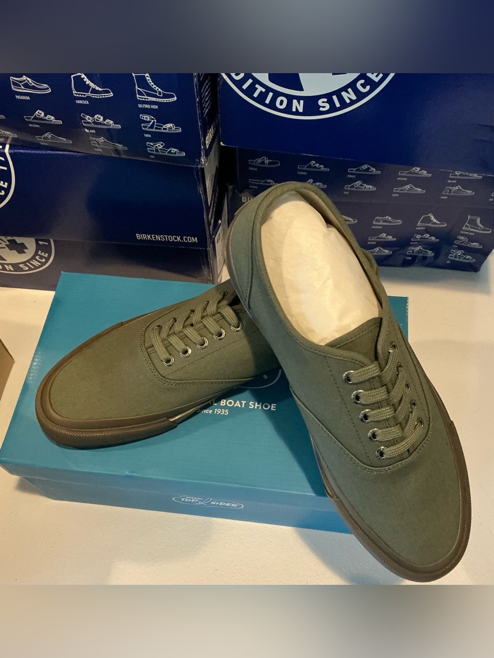 Sperry Men’s Topsider CVO Sneakers in Olive - New in box